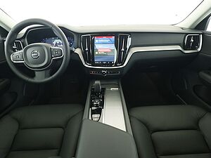 Volvo  V60 Core, B3 Mild-Hybrid, Benzin