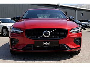 Volvo  Lim. B5 Ultimate Dark AWD LED PANO 360°