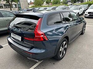 Volvo  V60 Cross Country Pro, B4 Mild-Hybrid Diesel AWD