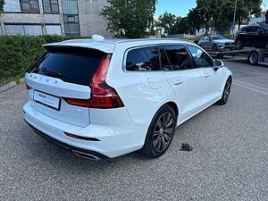 Volvo  V60 Recharge Inscription Expression, T6 AWD Plug-in Hybrid