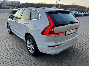 Volvo  XC60 Momentum Pro, B4 AWD Mild-Hybrid Diesel