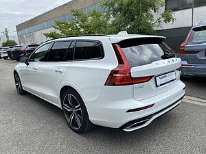 Volvo  V60 T8 TWIN ENGINE AWD Automatikgetriebe (223+65kW/303+87PS) R-Design