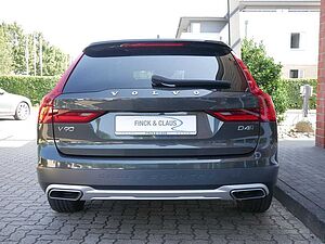 Volvo  Pro B4 AWD