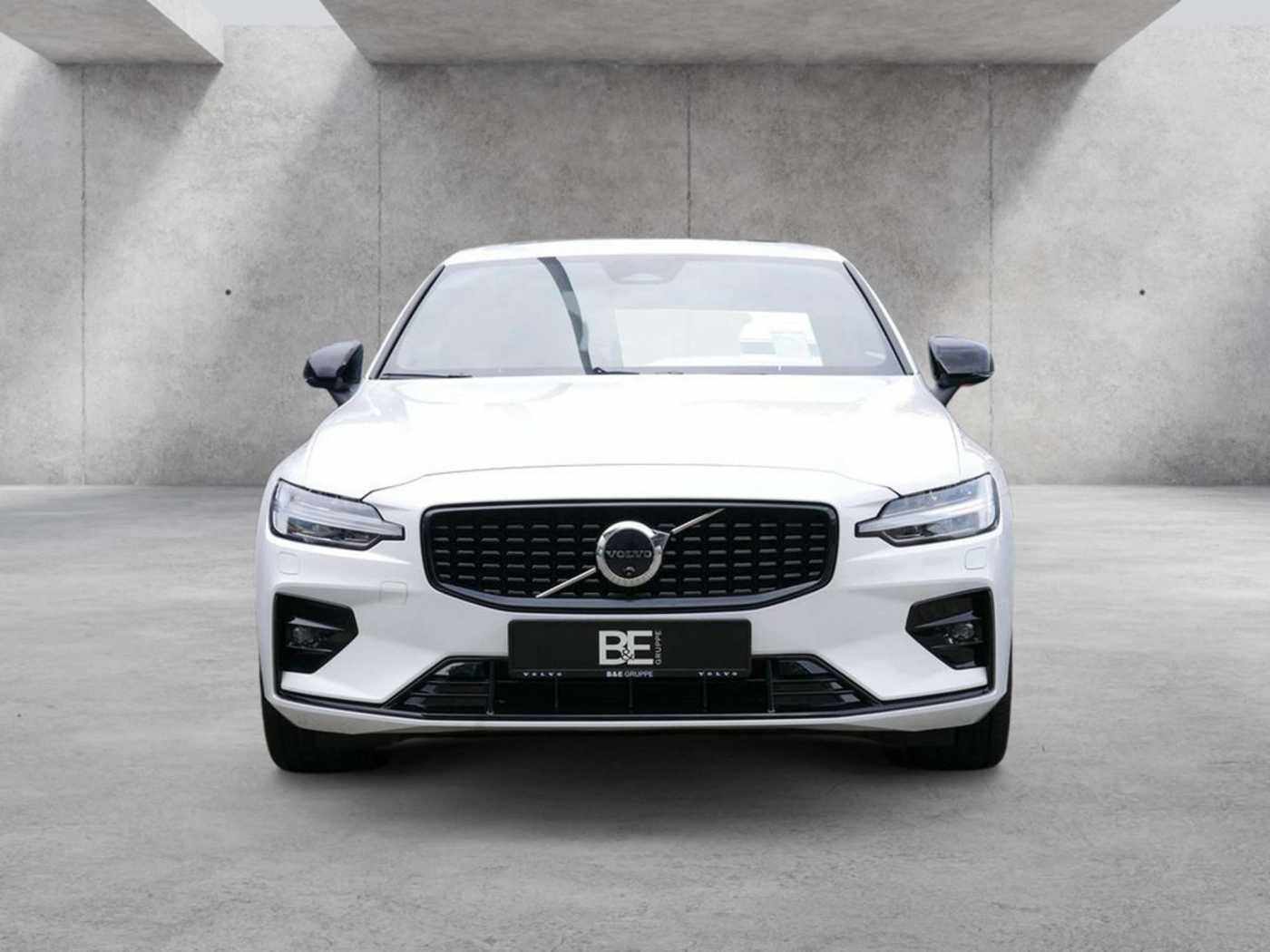 Volvo  Ultimate, B5 AWD Mild-Hybrid, Benzin, Dark