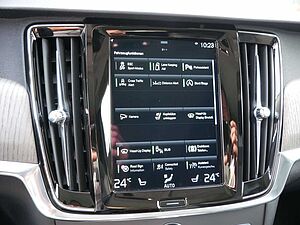 Volvo  CC D5 Pro AWD HGSD NAVI HUD STANDHZ LED