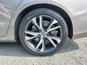 Volvo  T8 AWD Hybrid R Design HUD STHZ PANO MEMORY